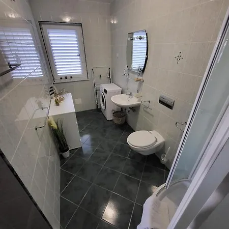 Andiks Appartement *