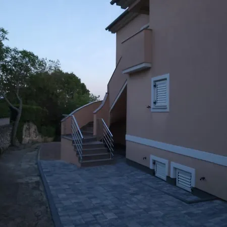 Apartment Andiks