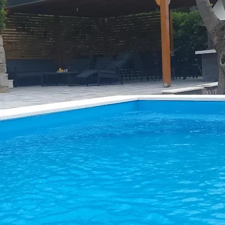 Andiks Appartement *