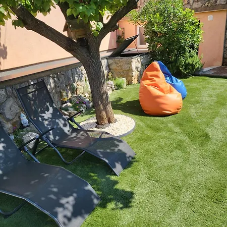 Andiks Apartment *