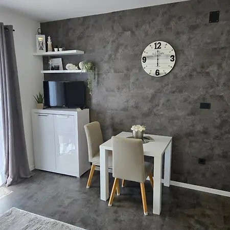 Appartement Andiks *